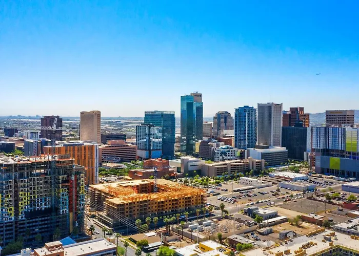 Compact Urban Living In Dtph, Pool & Parking Apartamento Phoenix