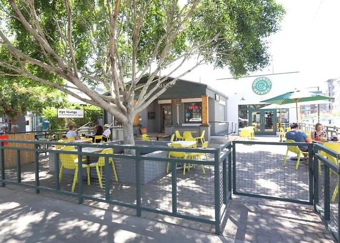 Compact Urban Living In Dtph, Pool & Parking Phoenix
